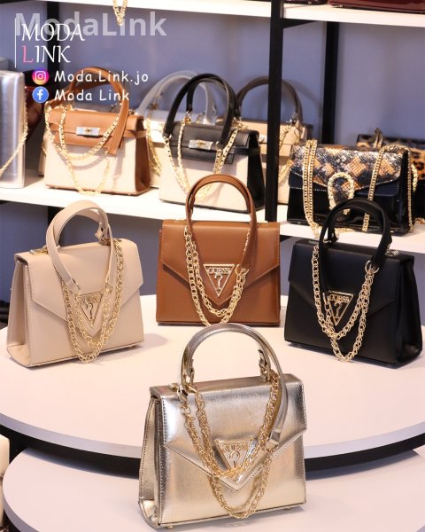 شنطة نسائية من جيس – تصميم عصري وأنيق